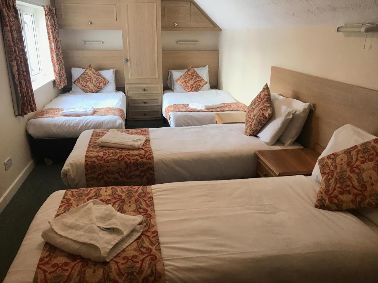 Hotel Capital Bournemouth Bagian luar foto