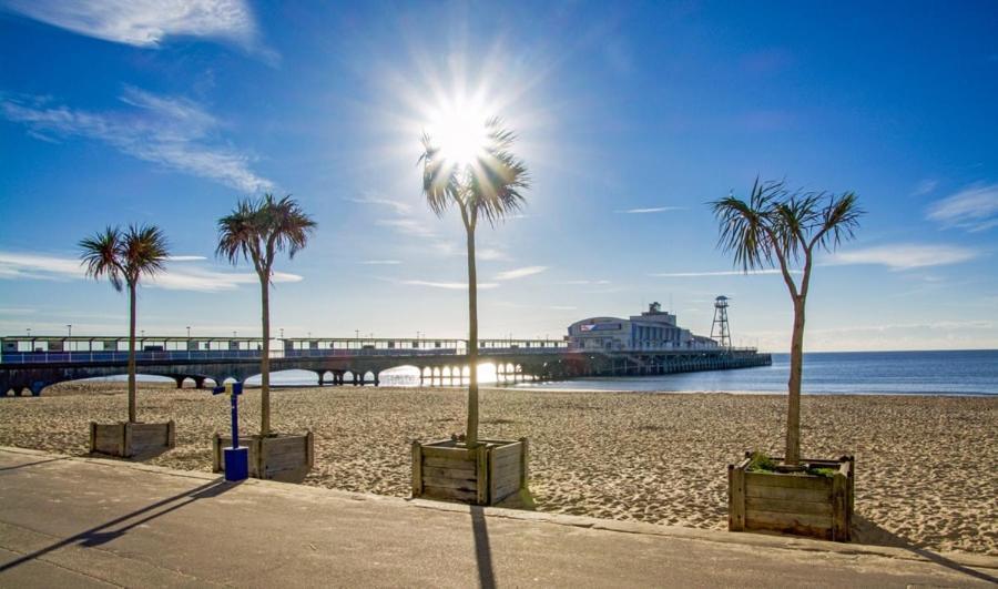 Hotel Capital Bournemouth Bagian luar foto